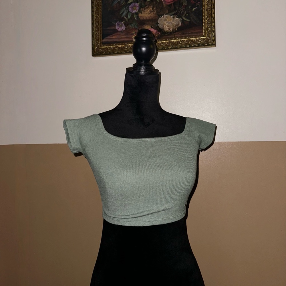Hollister Green Cap Sleeve Fitted Crop